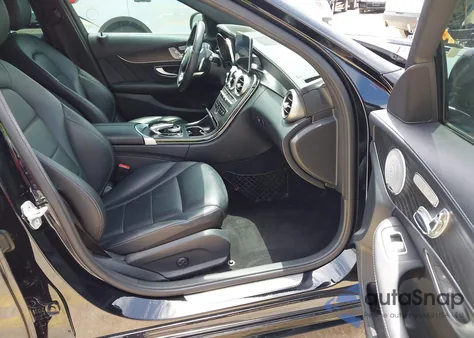 2015 Mercedes-Benz C 300 4Matic/Luxury 4Matic/Sport 4Matic from USA, damaged, VIN 55SWF4KB0FU014603